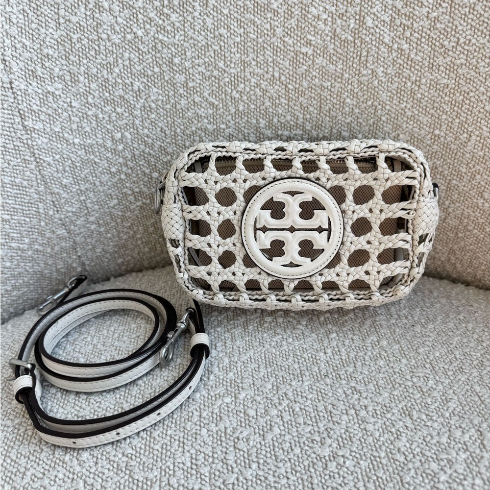 TORY BURCH White Crossbody Leather Crochet Bag